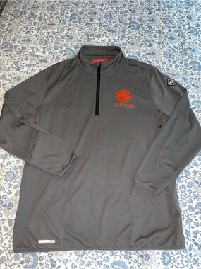Clemson Tigers like new shirt size Large